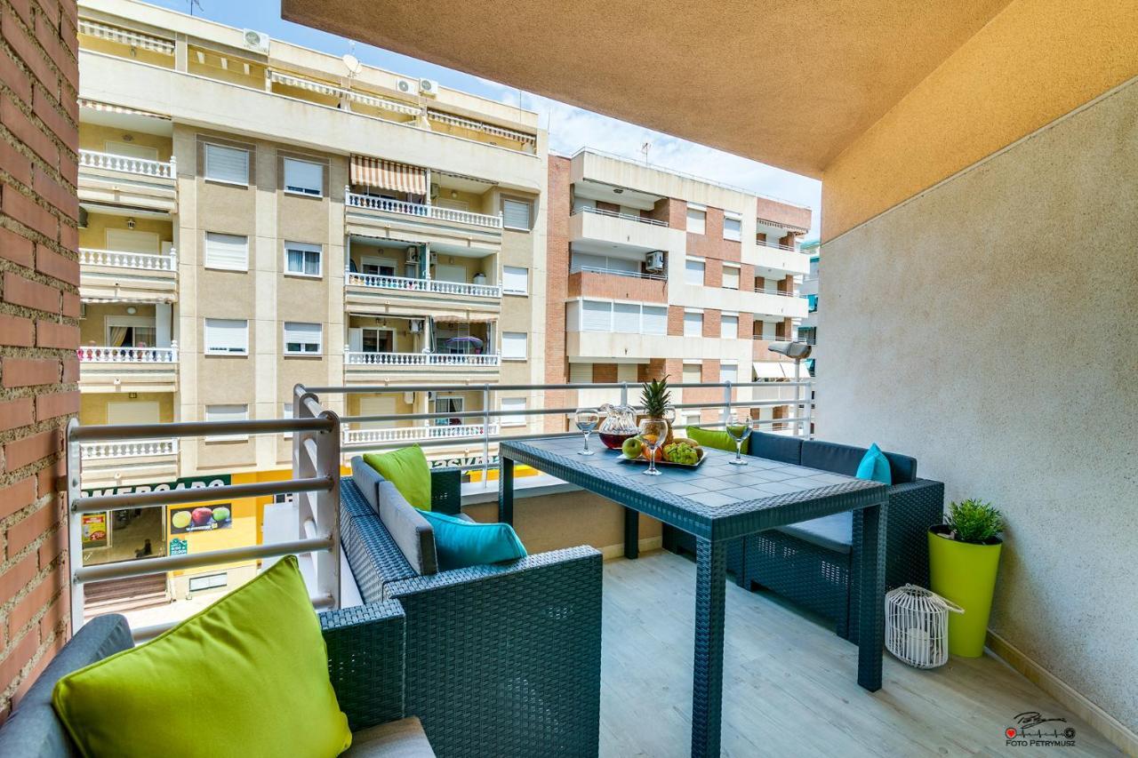 Moderno Apartamento Familiar Junto Al Mar - Conejito Apartment Torrevieja Exterior foto